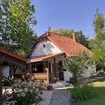 Sirály Ház