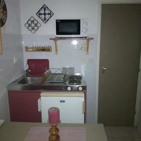 Siraly Haz Apartment