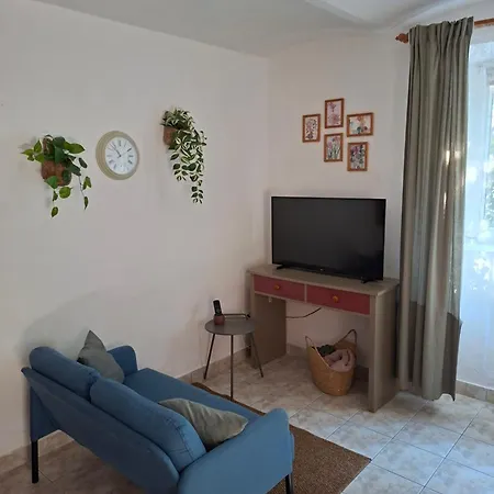 Apartment Siraly Haz *