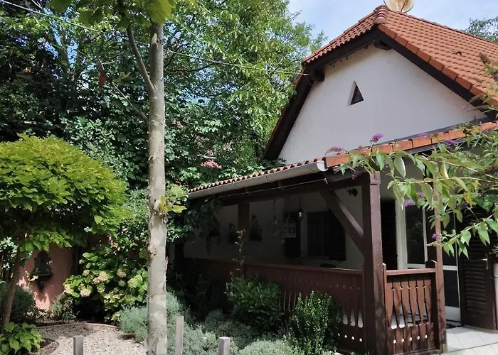 Siraly Haz Révfülöp